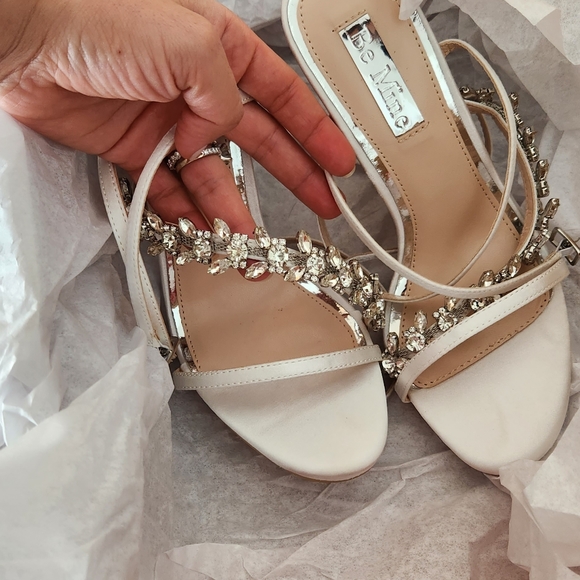 BE MINE Size 5 Bridal straight heeled sandals with diamond stone detail - Picture 5 of 6